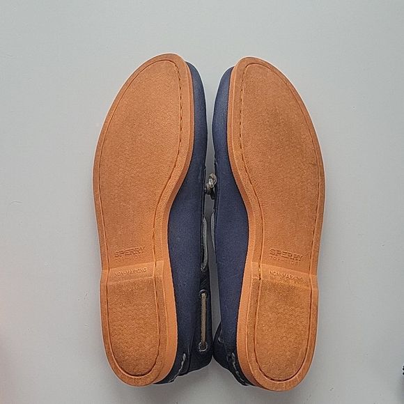 Leather Sperry Slip-On  - Picture 4 of 4
